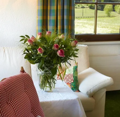 Schwarz * מימינג